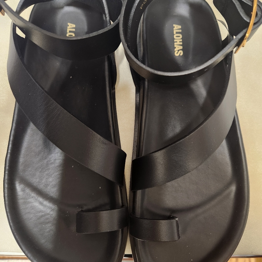 Alohas Black Minimalist Leather Sandals Size 6 - Brand New